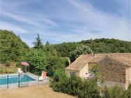 Awesome Home In St, Julien De Peyrolas With Wifi, Private Swimming Pool And Outdoor Swimming Pool – zdjęcie 1