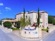 Villa In Nopigia With Pool – photo 1