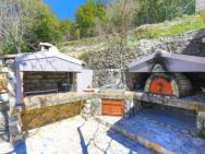 Galini Vines - Authentic Corfu Village Life Wifi Ac