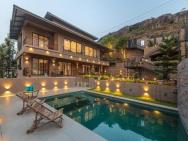 Saffronstays Cinco Elementos, Panchgani - Stunning Valley View Pool Villa – zdjęcie 2
