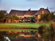 Zebula Golf Estate And Spa - Jackals Call 8 Pax Moi Signature Luxury Villa – photo 5