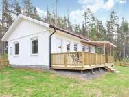 Two-bedroom Holiday Home In Malilla – zdjęcie 3