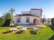 Awesome Home In Els Poblets With 3 Bedrooms, Outdoor Swimming Pool And Wifi – photo 5