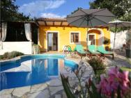 Amazing Home In Ripenda Verbanci With Outdoor Swimming Pool, Wifi And 2 Bedrooms