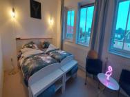 Airbnb 'logeren Aan Het Plein' In Het Centrum Van Meppel – photo 3