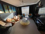 Lux Exotic Holiday House In Burpengary East