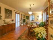 Amazing Home In Pietrasanta With Wifi, Private Swimming Pool And 3 Bedrooms – zdjęcie 3