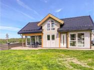 Stunning Home In Frvik With Wifi And 4 Bedrooms
