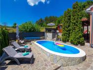 Amazing Home In Pasjak With 1 Bedrooms, Wifi And Outdoor Swimming Pool – zdjęcie 1