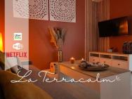 - New - La Terracalm - Wifi / Netflix