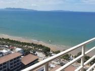 View Talay 5c Top Floor Apartment Jomtien Beach