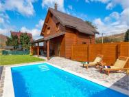 Stunning Home In Tuk Vojni With Outdoor Swimming Pool And 3 Bedrooms