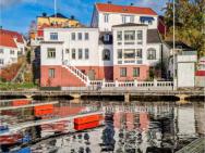 Beautiful Apartment In Arendal With 1 Bedrooms And Wifi