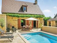Nice Home In St Amand De Coly With Wifi, Private Swimming Pool And Outdoor Swimming Pool