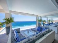 5 Bedrooms Villa Bel Amour, Luxury And Awesome Sea View - Sxm