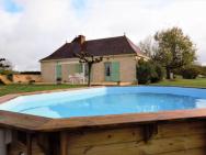 Cosy Holiday Home In Th Dirac With Swimming Pool
