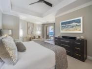 Luxurious Condo With Private Ocean Views Directly On Seven Mile Beach Condo – photo 6