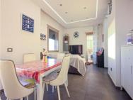 Awesome Apartment In Torre Del Greco With 2 Bedrooms
