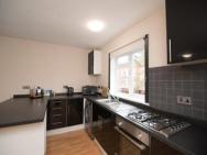 Aston Henry James Courtlands Cosy Apartment Close To Maidenhead Train Station – zdjęcie 3