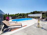 Luxury Villa With A Swimming Pool Varazdin Breg, Zagorje - 20537 – photo 5