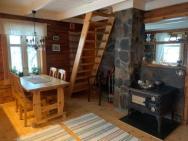100 Years Old Norwegian Log House In Tromsø – photo 4