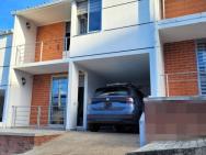 Casa En Anapoima Capacidad Hasta 9 Personas En Condominio Con Piscina – photo 2