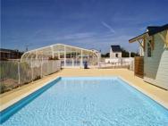 Beautiful Home In Grandcamp-maisy With Outdoor Swimming Pool, Wifi And Heated Swimming Pool