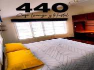440 Café Lounge Y Hostel