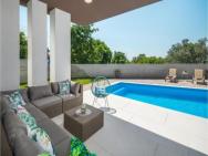 Amazing Home In Galizana With Wifi, Outdoor Swimming Pool And Heated Swimming Pool