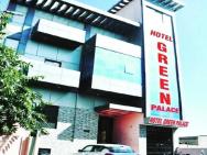 Oyo Hotel Green Palace