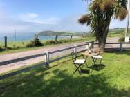 Harbour View Cottage, Rochespoint, Cork Harbour