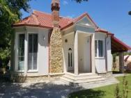 Country House Bubullime Albania (villa - Cottage)