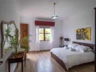 Casa Abuela Toña - Charming Historic Home In City Centre