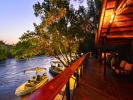 Ichingo Chobe River Lodge By Mantis