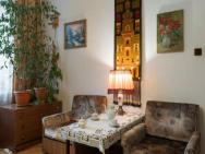 Feel The Old Socialist Style Apartment – photo 7