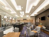 DoubleTree by Hilton Krakow Hotel & Convention Center – photo 18