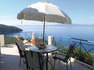 Amazing Home In Kitries Kalamata With Wifi And 2 Bedrooms