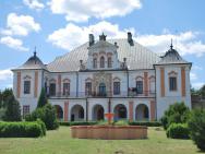 Palac W Czyzowie Szlacheckim – photo 11