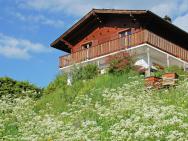 A Detached Chalet For 6 People With Views Of Veysonnaz