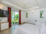 Coral Cove Beachfront Villa - Hotel Managed